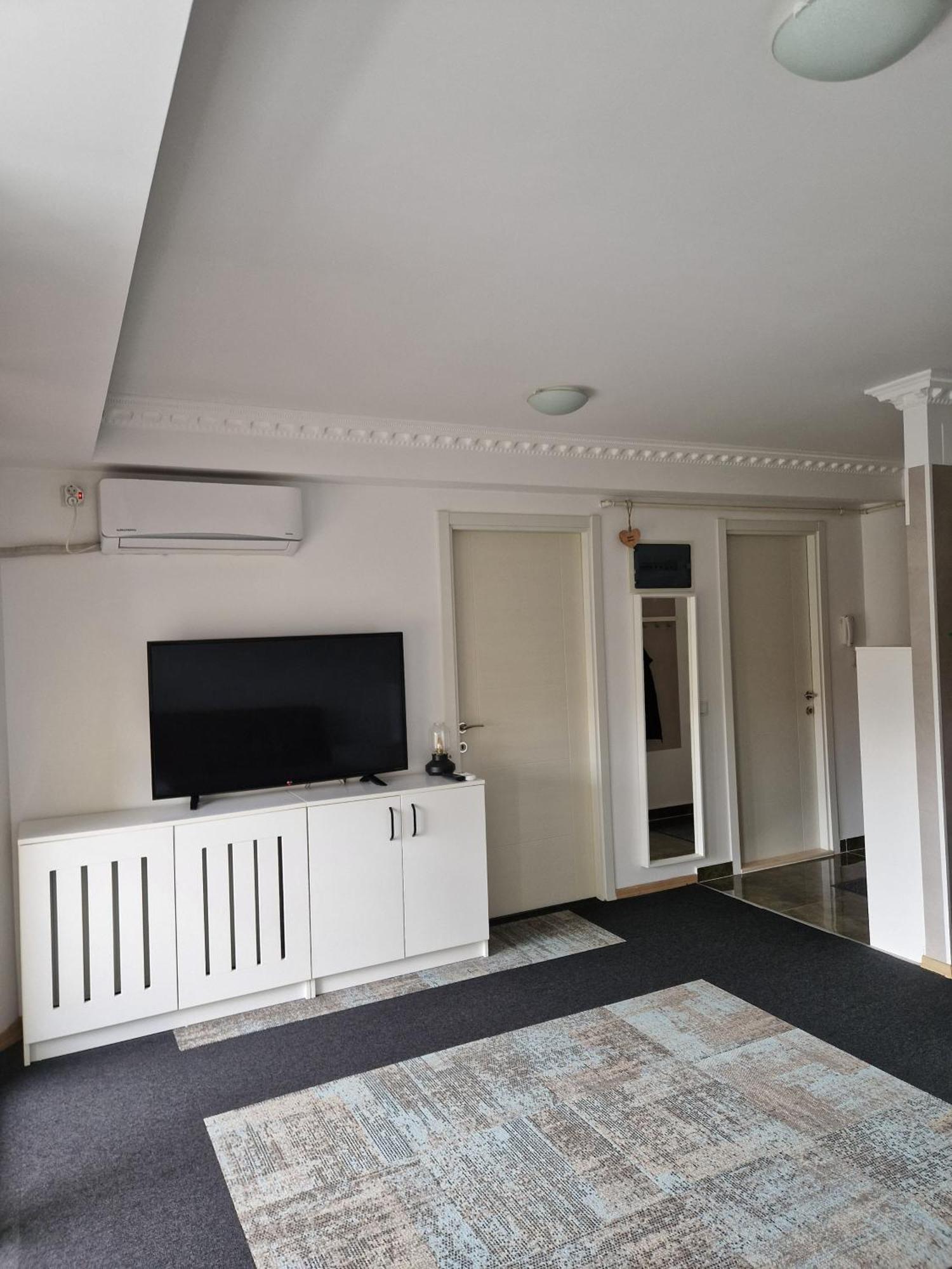 Apartament In Otopeni Extérieur photo